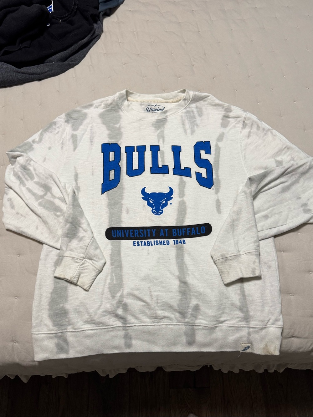 University at Buffalo League Unwind Women’s White Crewneck Tee - Navy Logo